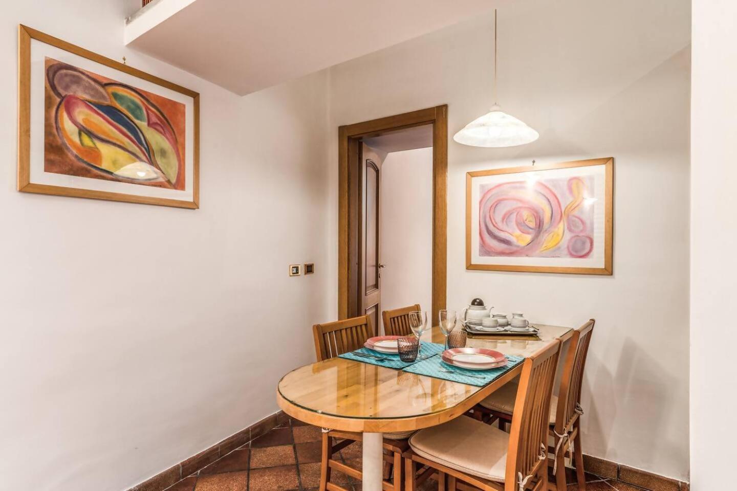 Ferienwohnung Cozy Flat In Trevi Fountain Rom Exterior foto