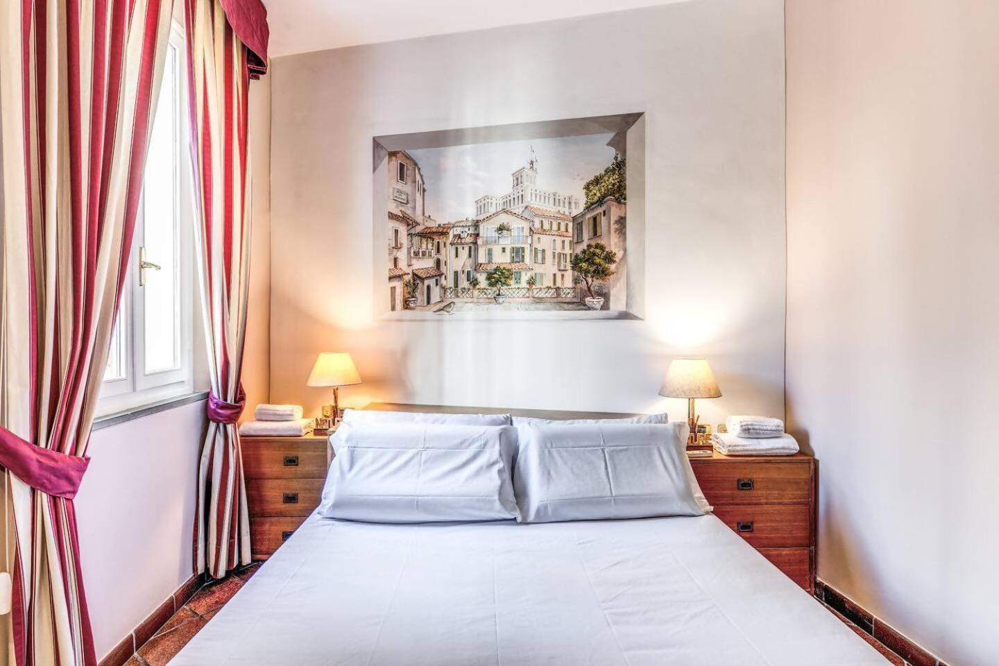 Ferienwohnung Cozy Flat In Trevi Fountain Rom Exterior foto